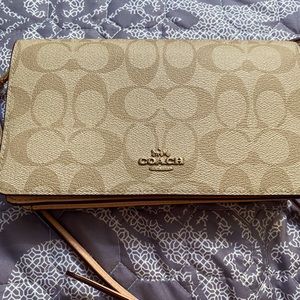 Coach crossbody with peach accent brand new with tags